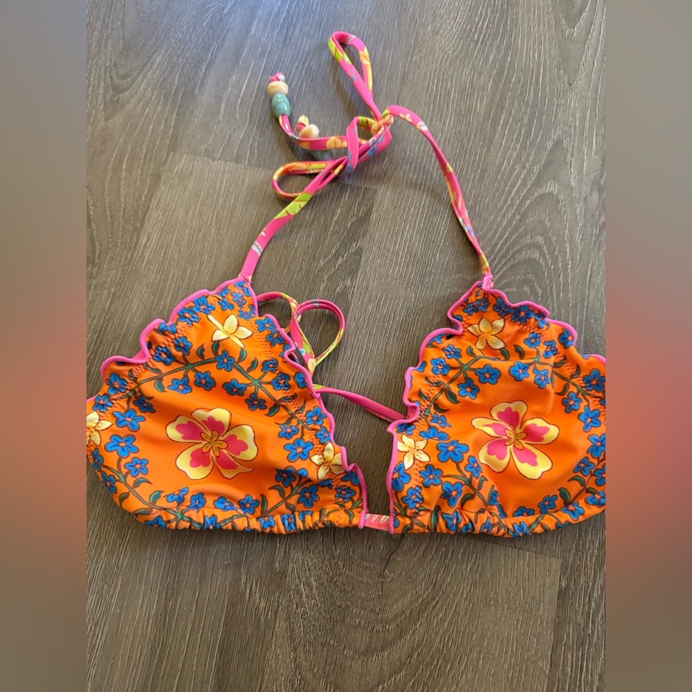 Kulani Kinis Lettuce Edge Bralette Bikini Top - Picture 5 of 9